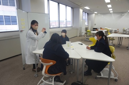 食物栄養学科での様子3