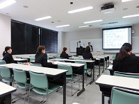 教育委員会採用ご担当者による岡山市教員採用試験説明会