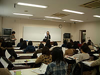 教育職員免許状一括申請説明会・学校図書館司書教諭申請説明会を実施