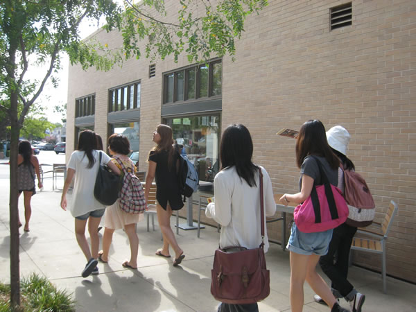 Touring Claremont Village(1)