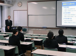 自治体別教員採用試験説明会の様子