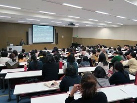 2017年度神戸女子大学史学会大会の様子