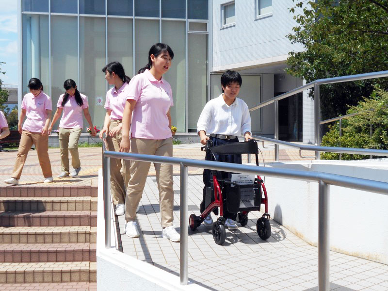 見学の様子3