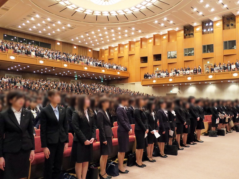 19年度入学式を挙行 神戸女子大学
